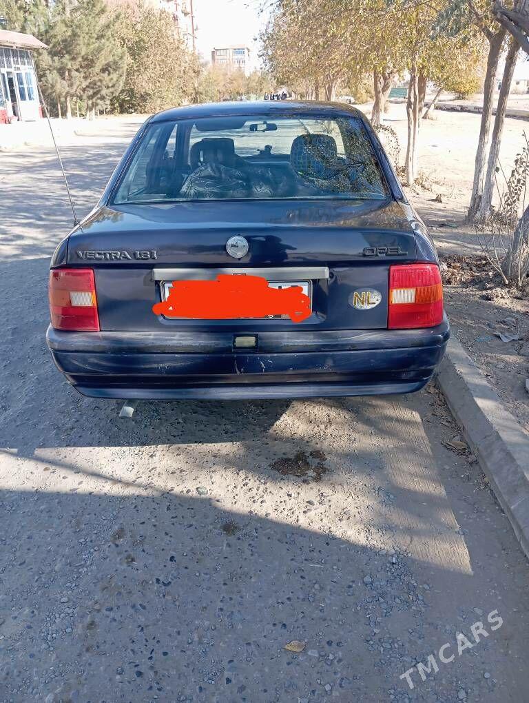 Opel Vectra 1991 - 38 000 TMT - Сейди - img 3