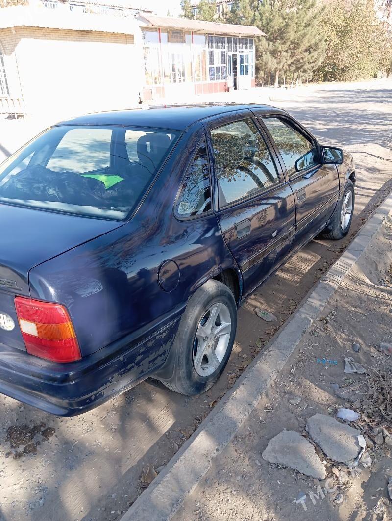 Opel Vectra 1991 - 38 000 TMT - Сейди - img 4