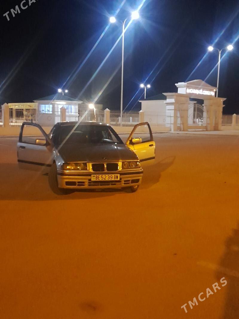 BMW 325 1991 - 35 000 TMT - Эсенгулы - img 6