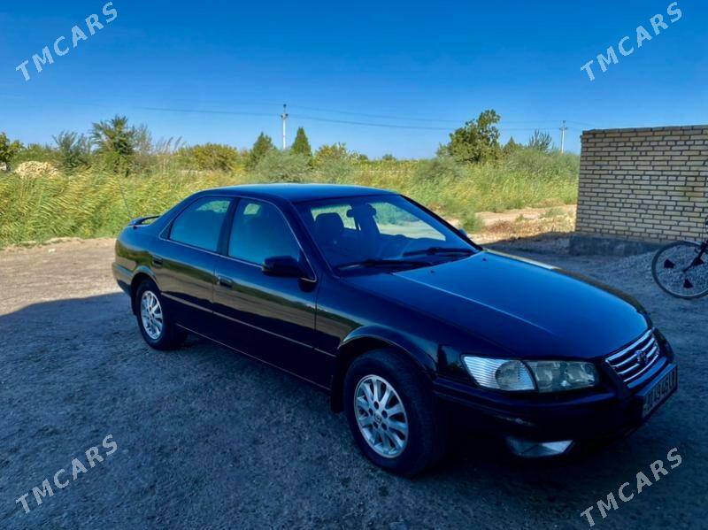 Toyota Camry 2001 - 153 000 TMT - Dänew - img 3