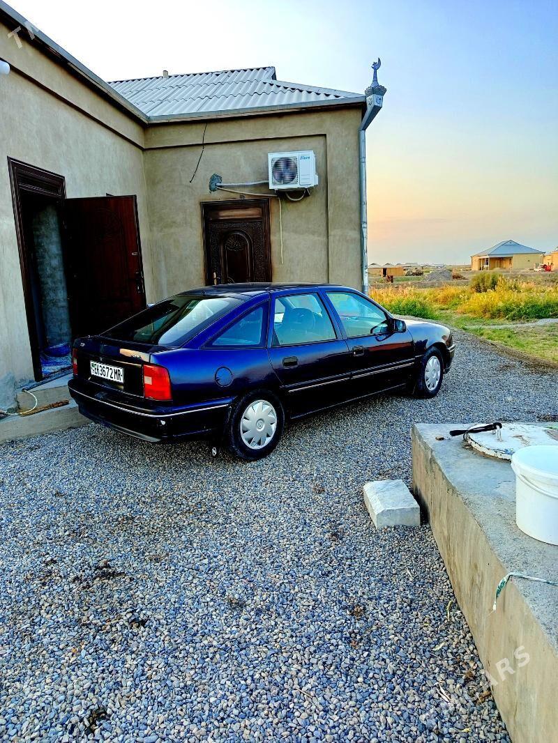 Opel Vectra 1991 - 30 000 TMT - Мары - img 1