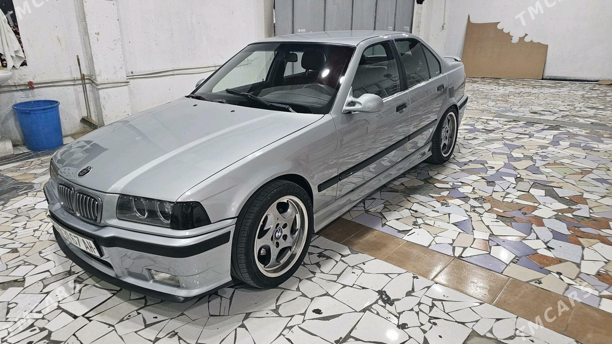 BMW M3 1994 - 92 000 TMT - Hitrowka - img 8