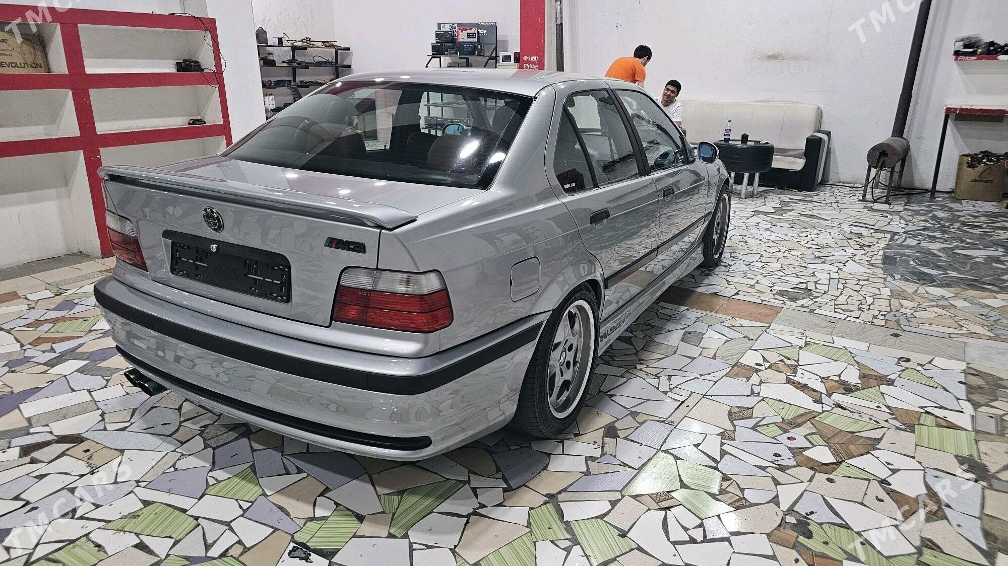 BMW M3 1994 - 92 000 TMT - Hitrowka - img 9