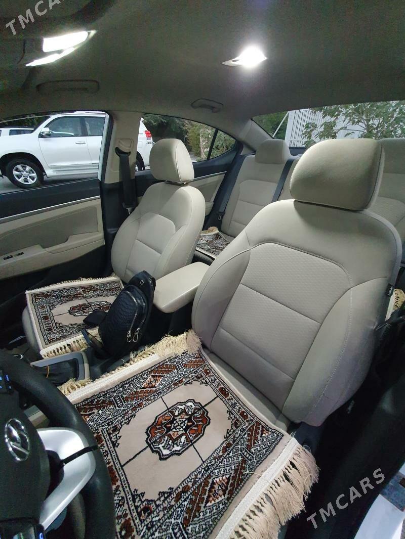 Hyundai Elantra 2019 - 225 000 TMT - Aşgabat - img 6