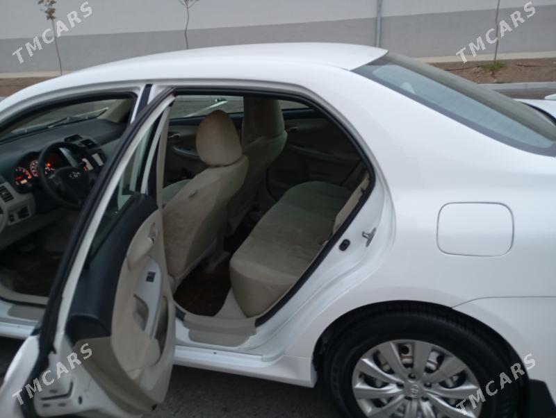 Toyota Corolla 2013 - 155 000 TMT - Мары - img 5