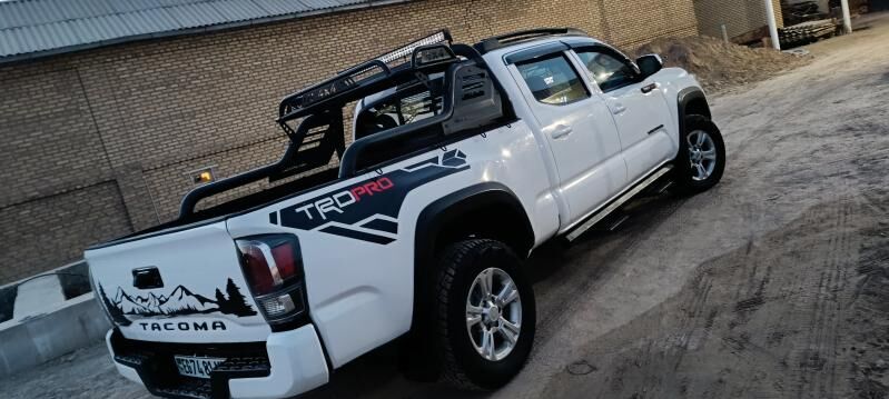 Toyota Tacoma 2018 - 400 000 TMT - Мары - img 4