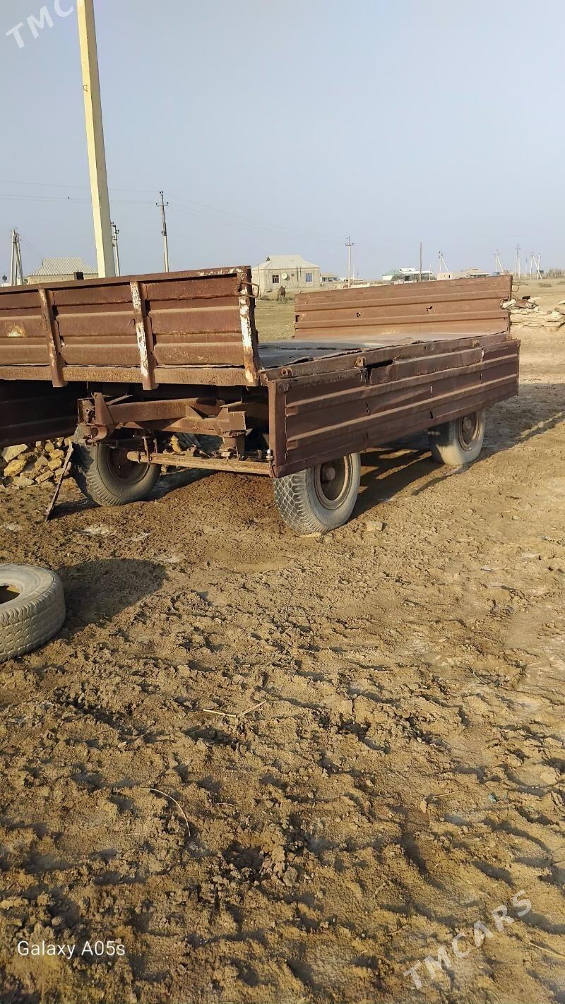 MTZ T-28 1987 - 33 000 TMT - Etrek - img 2