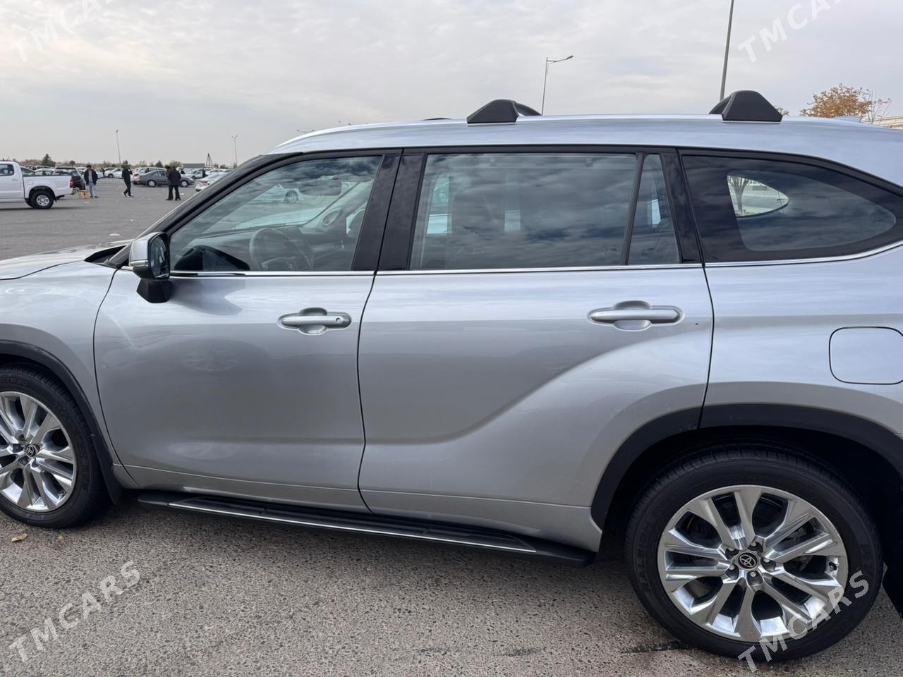 Toyota Highlander 2022 - 600 000 TMT - Türkmenabat - img 6