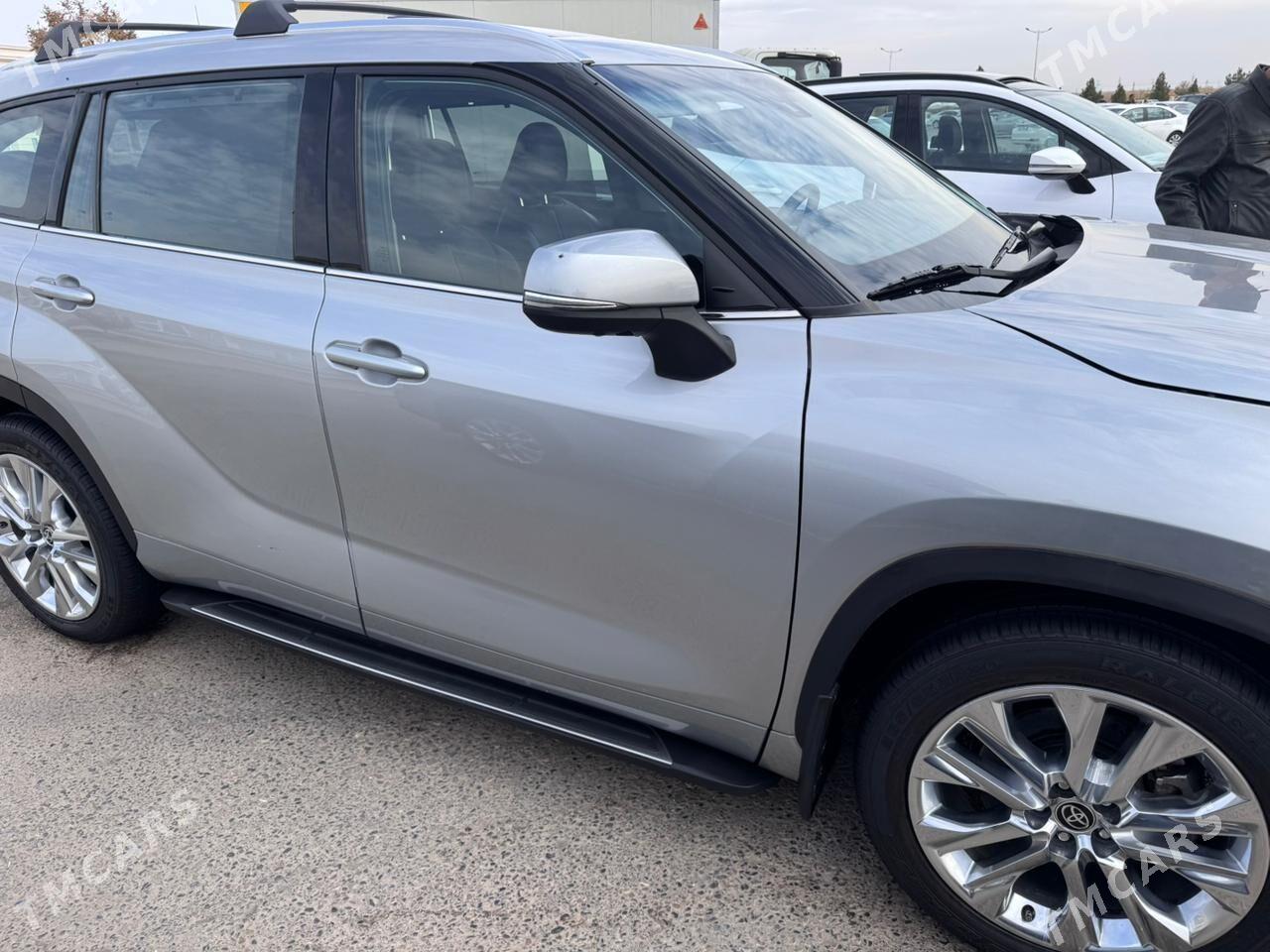 Toyota Highlander 2022 - 600 000 TMT - Türkmenabat - img 2