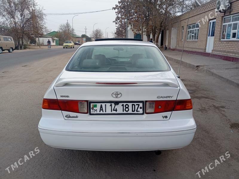 Toyota Camry 1999 - 150 000 TMT - Болдумсаз - img 5