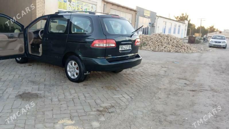 Toyota Sienna 2003 - 160 000 TMT - Garabekewül - img 2