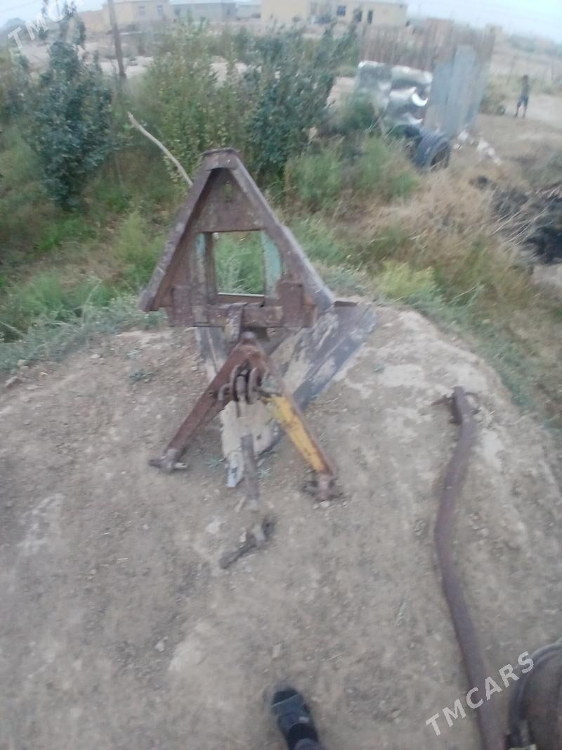 MTZ 80 2010 - 120 000 TMT - Кака - img 4