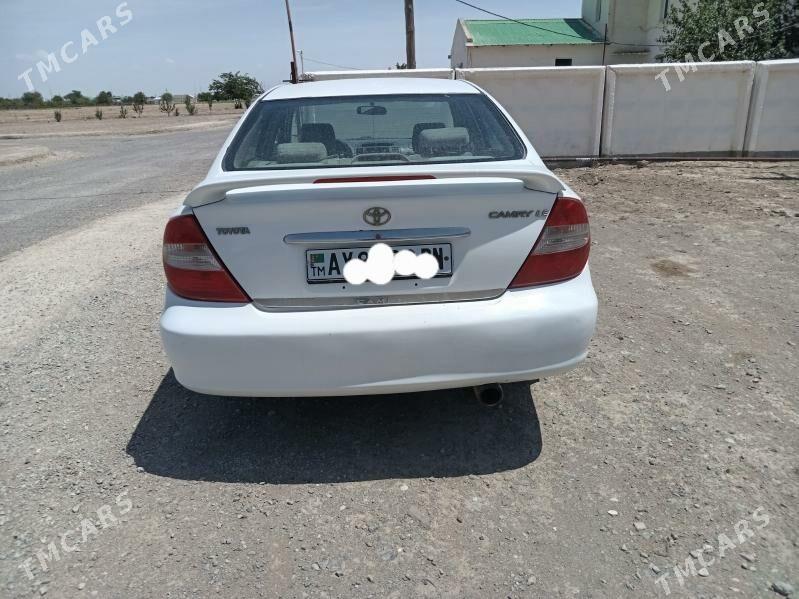 Toyota Camry 2002 - 150 000 TMT - Берекет - img 2