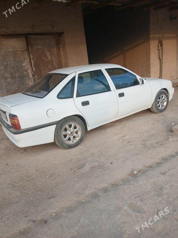 Opel Vectra 1991 - 50 000 TMT - Губадаг - img 3