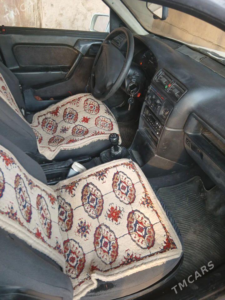Opel Vectra 1991 - 50 000 TMT - Губадаг - img 4