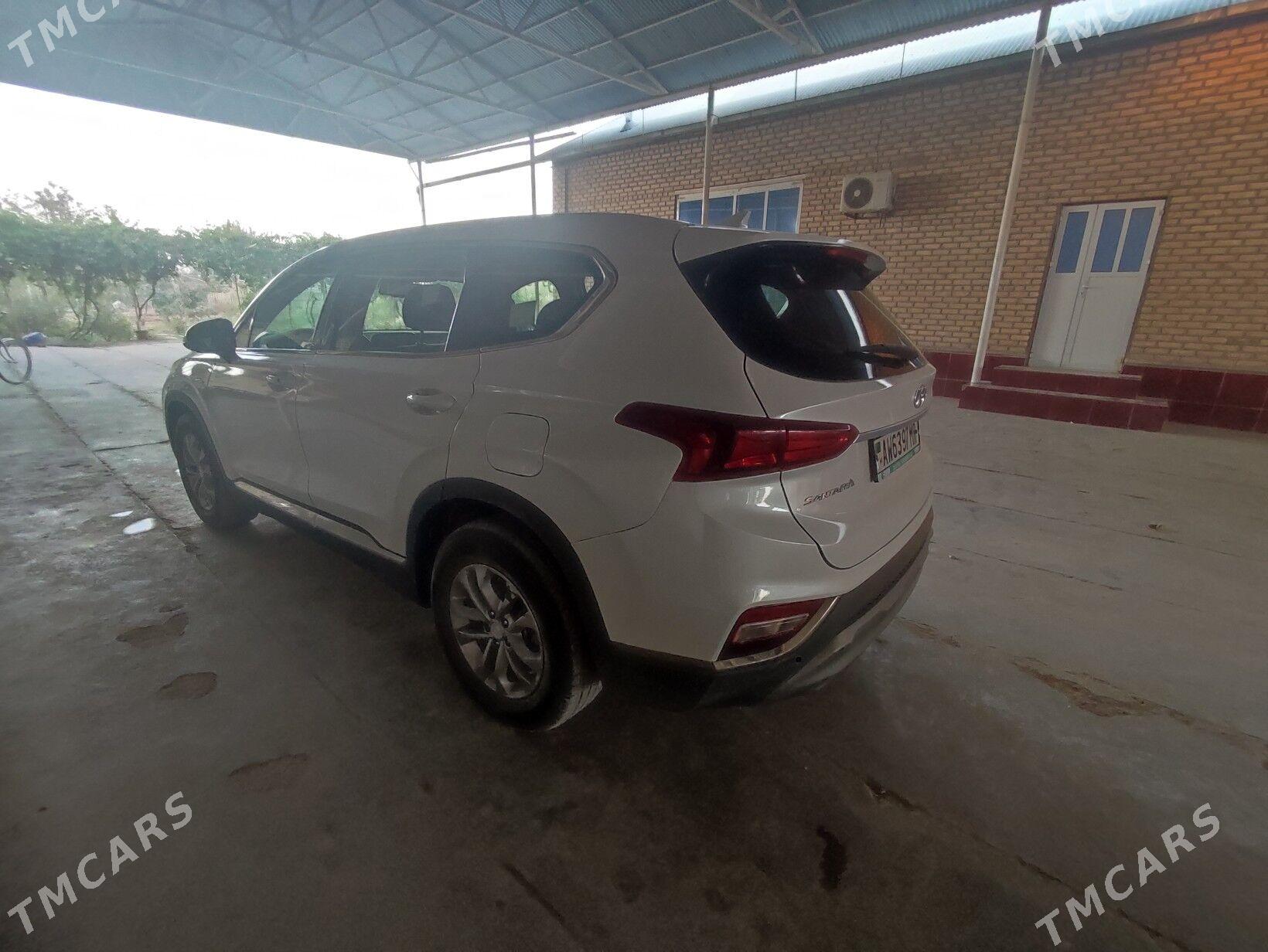 Hyundai Santa Fe 2020 - 300 000 TMT - Сакарчага - img 4