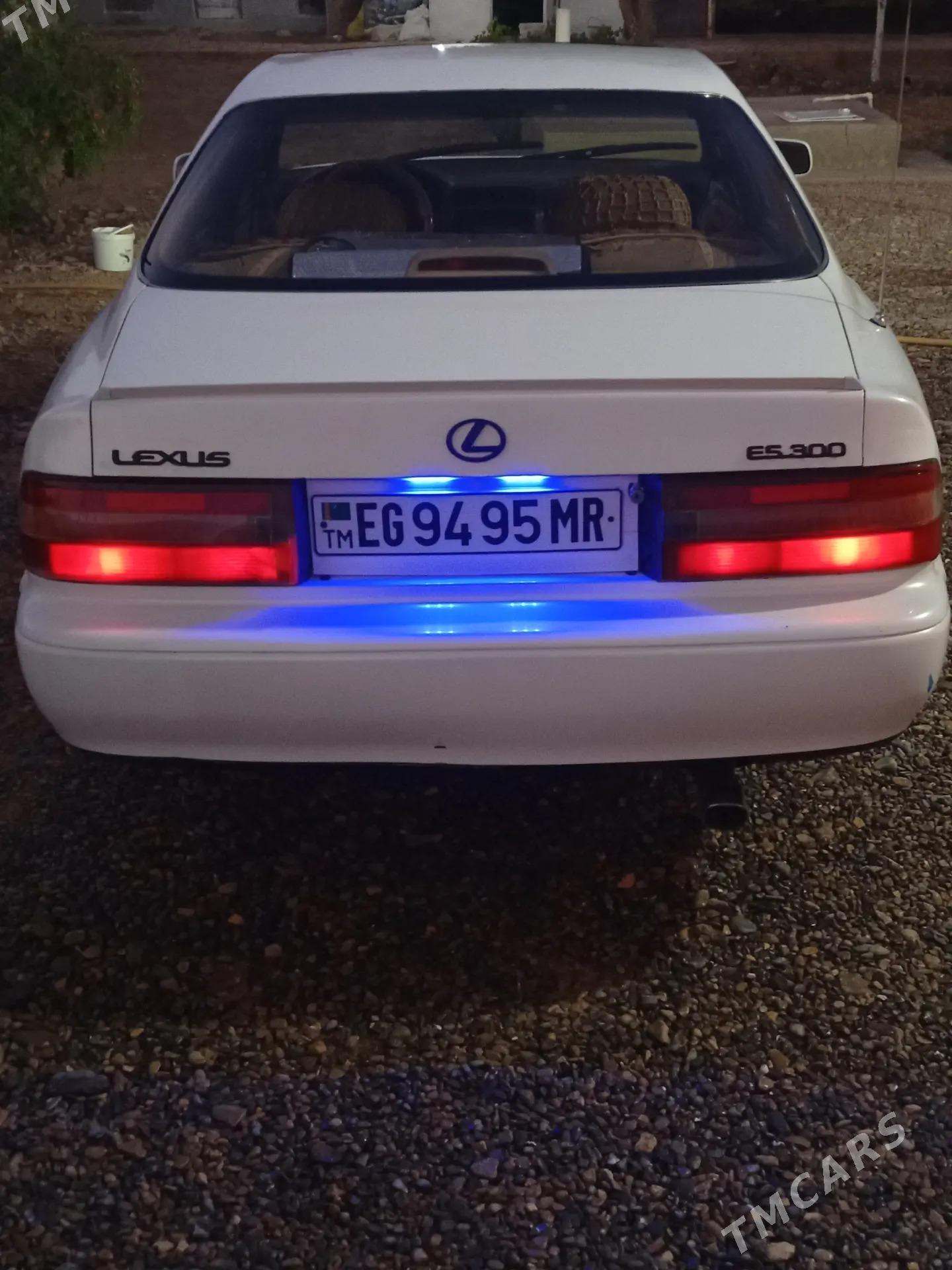 Lexus ES 300 1996 - 70 000 TMT - Мары - img 6