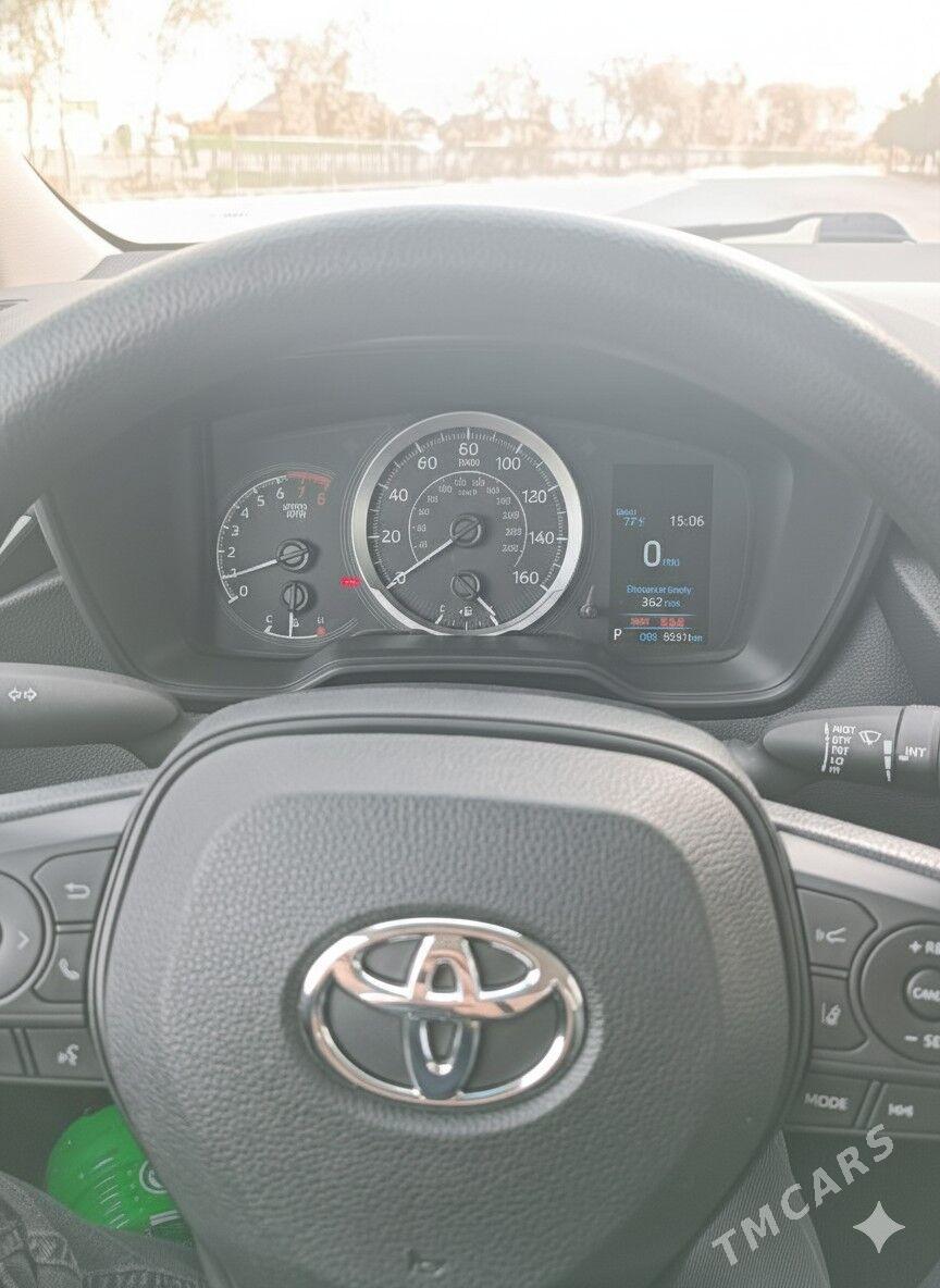 Toyota Corolla 2022 - 250 000 TMT - Мары - img 8