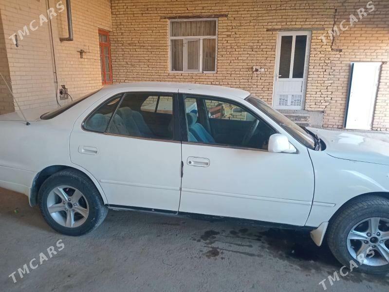 Toyota Camry 1993 - 74 000 TMT - Чарджоу - img 3