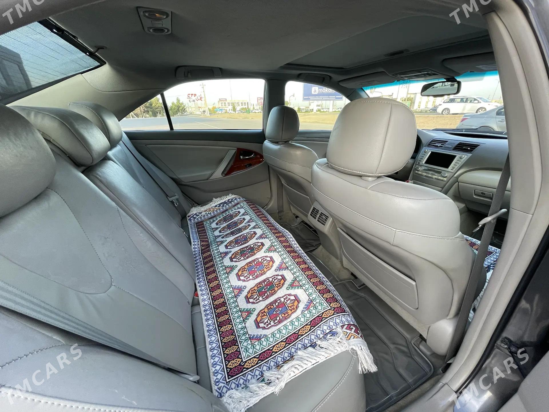 Toyota Camry 2011 - 230 000 TMT - Мары - img 7