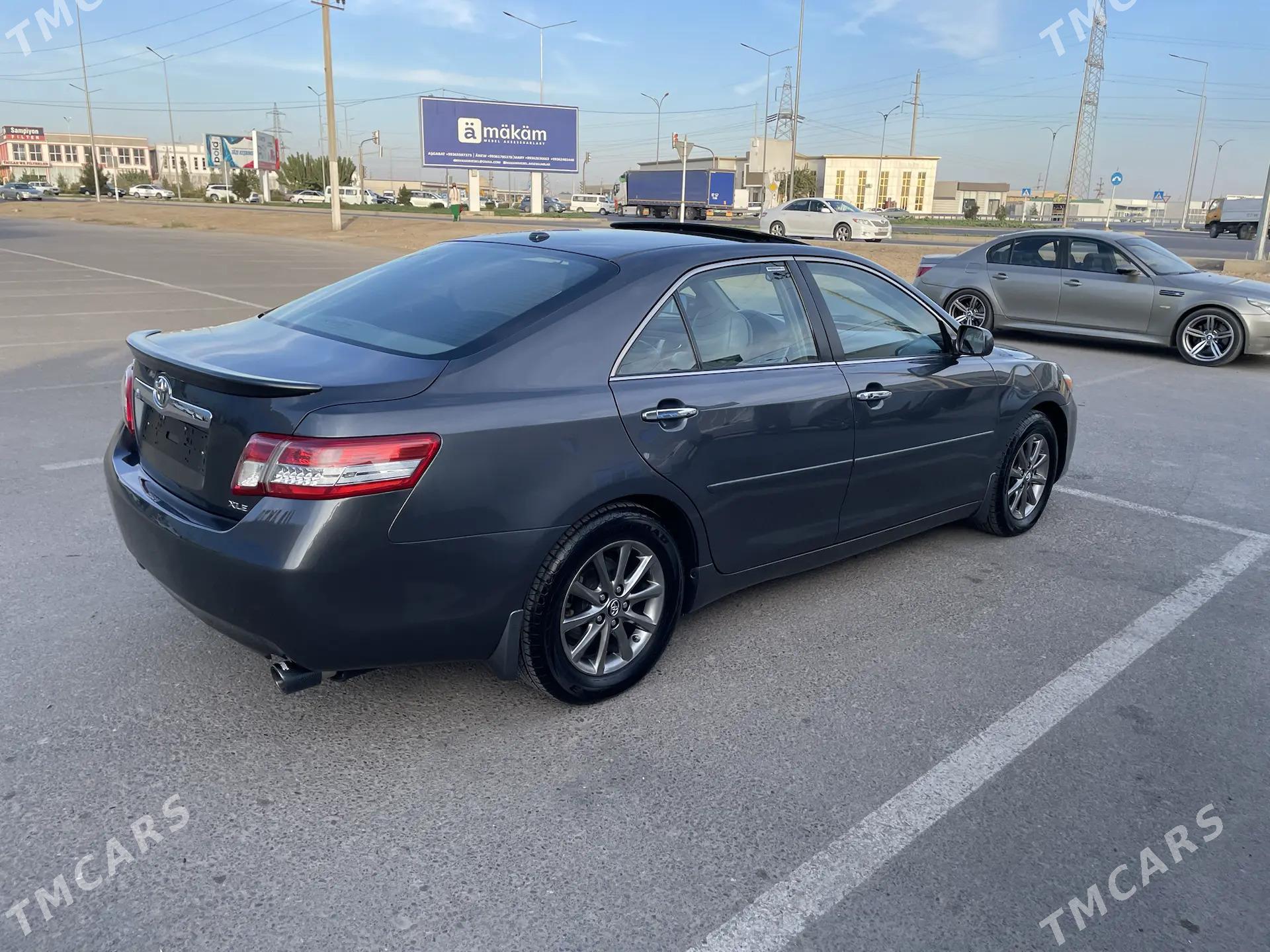 Toyota Camry 2011 - 230 000 TMT - Мары - img 4