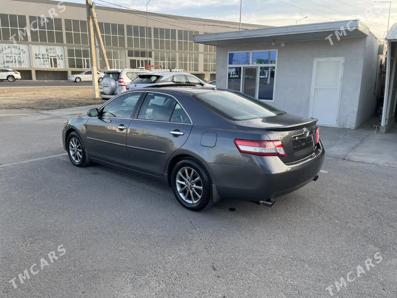 Toyota Camry 2011 - 230 000 TMT - Мары - img 3