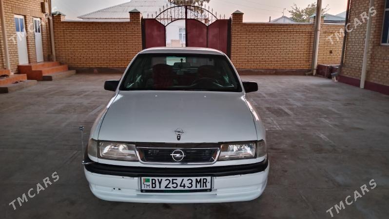 Opel Vectra 1990 - 40 000 TMT - Мургап - img 1