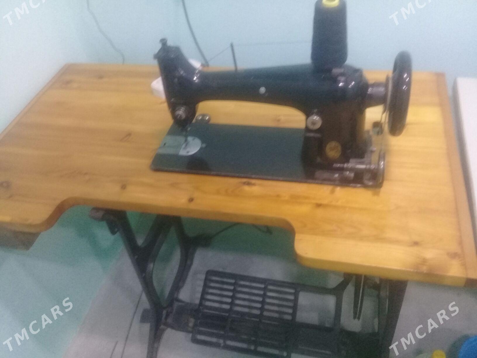 ULY TIKINMAŞYN - Saýat - img 1