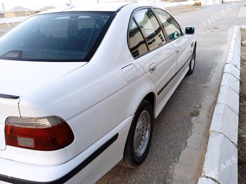 BMW E39 1998 - 100 000 TMT - Кака - img 2