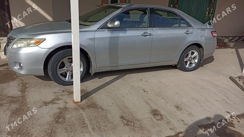 Toyota Camry 2010 - 150 000 TMT - Гурбансолтан Едже - img 4