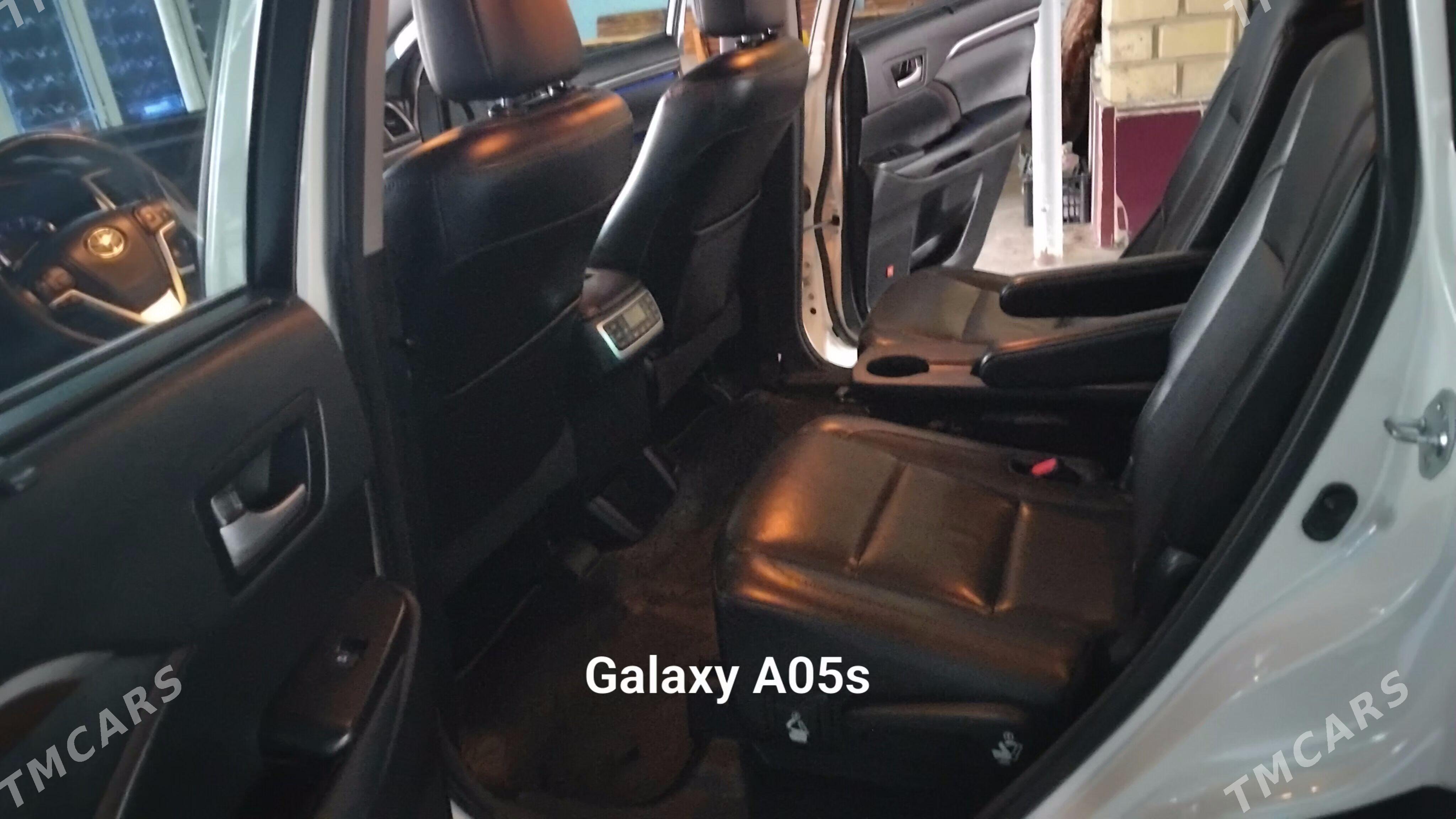 Toyota Highlander 2016 - 390 000 TMT - Aşgabat - img 4