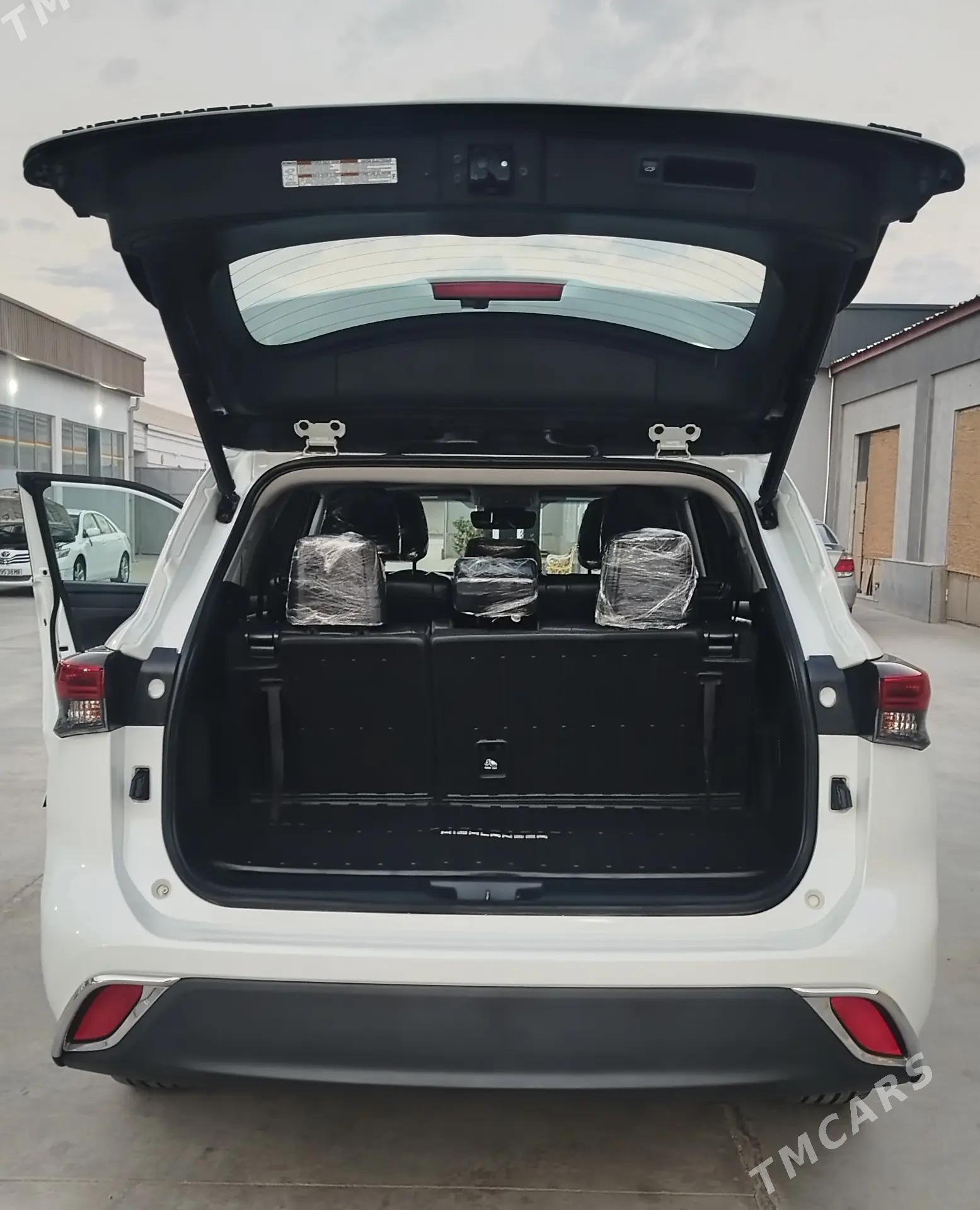 Toyota Highlander 2022 - 500 000 TMT - Мары - img 9