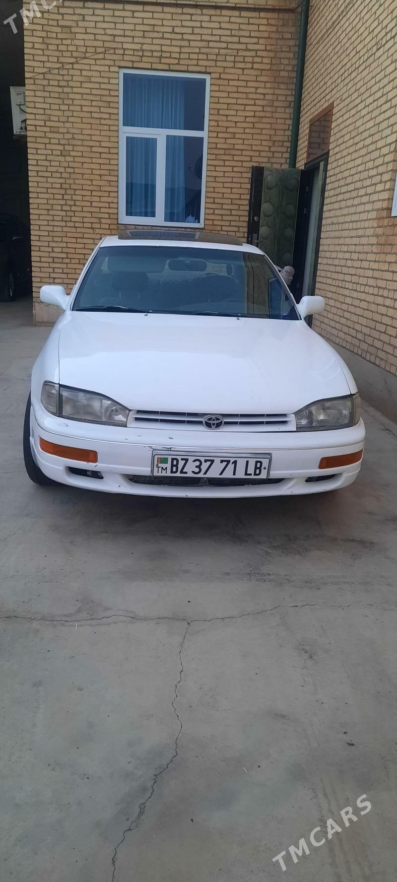 Toyota Camry 1993 - 88 000 TMT - Туркменабат - img 1