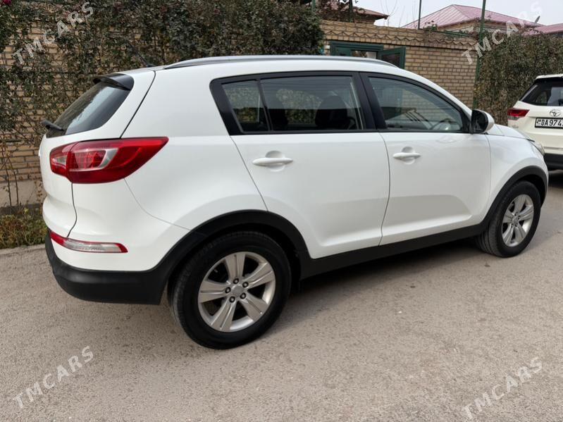 Kia Sportage 2011 - 195 000 TMT - Дашогуз - img 3