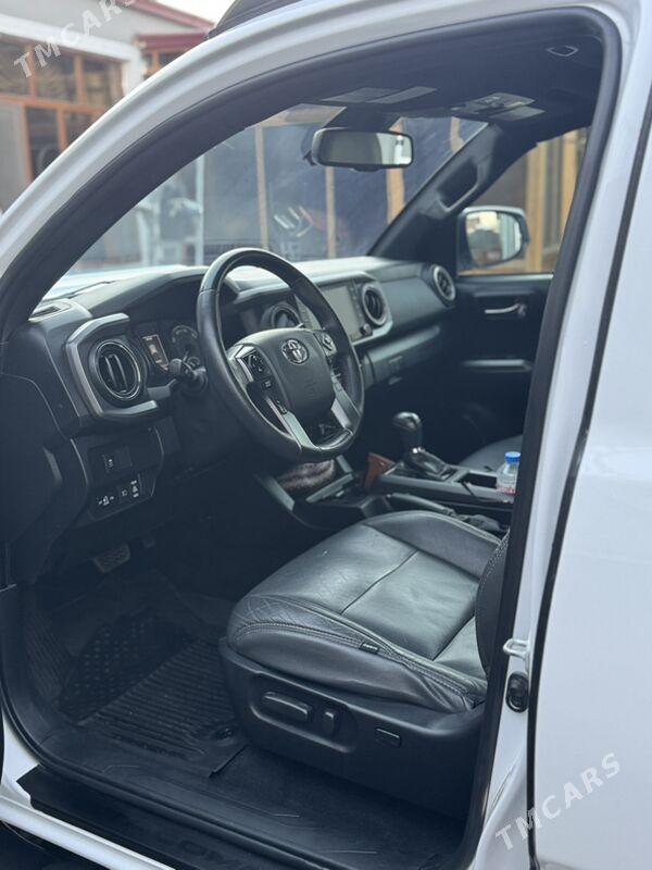 Toyota Tacoma 2021 - 395 000 TMT - Ашхабад - img 4