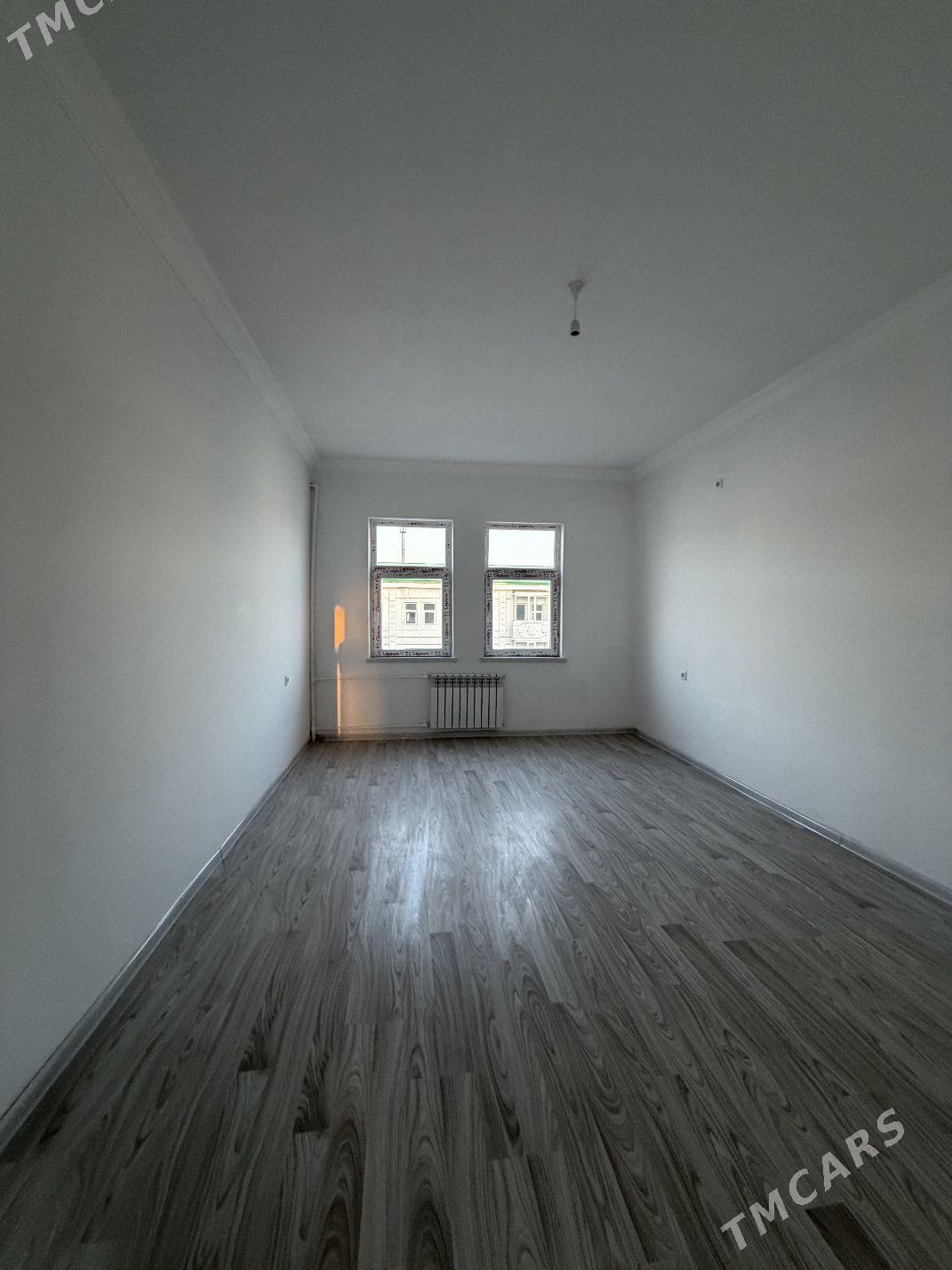 4 etaz 4 kommat - Mary - img 3