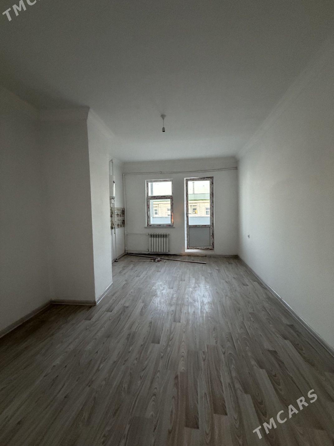 4 etaz 4 kommat - Mary - img 8