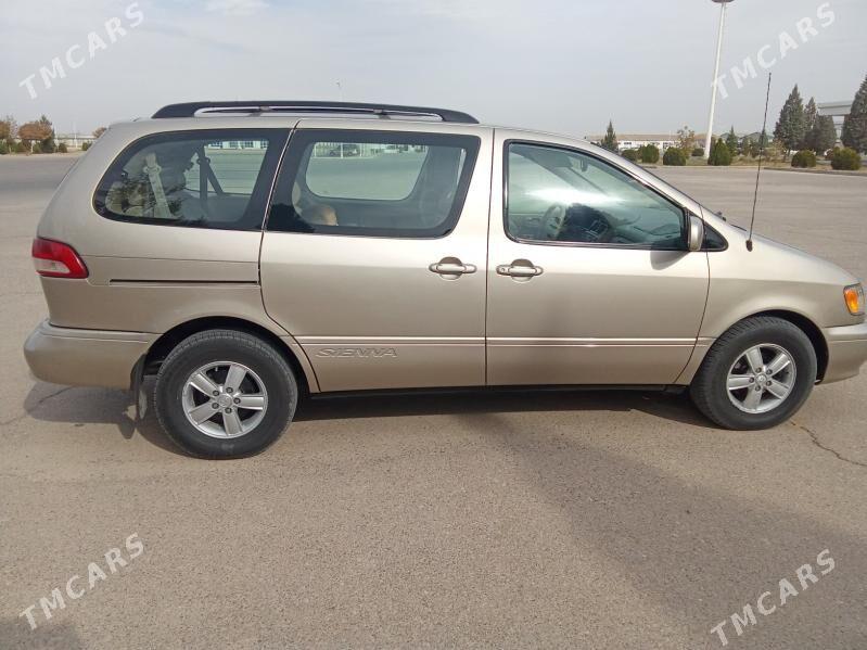 Toyota Sienna 2001 - 180 000 TMT - Мары - img 3