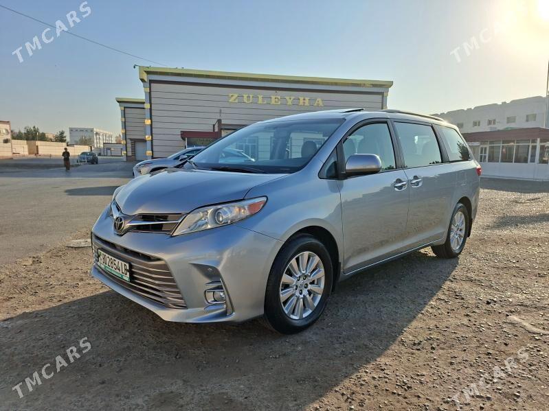 Toyota Sienna 2018 - 400 000 TMT - Türkmenabat - img 1