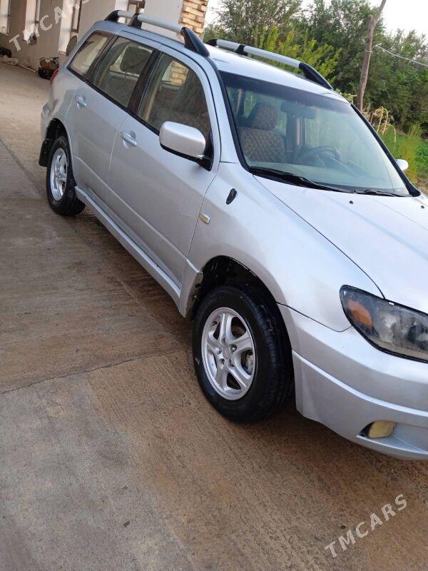 Mitsubishi Outlander 2003 - 90 000 TMT - Ходжамбаз - img 2