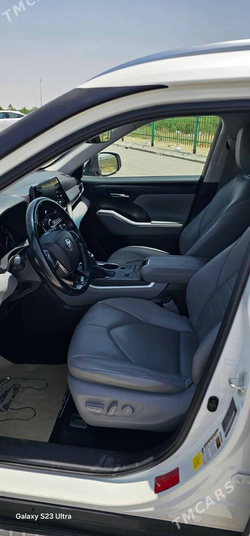 Toyota Highlander 2020 - 620 000 TMT - Täze zaman - img 6