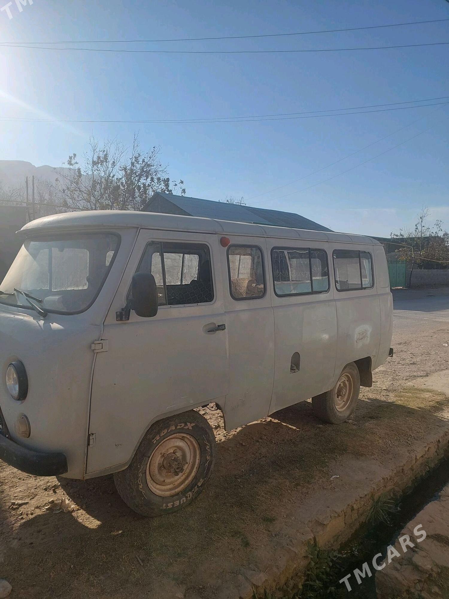 UAZ 2206 2002 - 40 000 TMT - Койтендаг - img 4