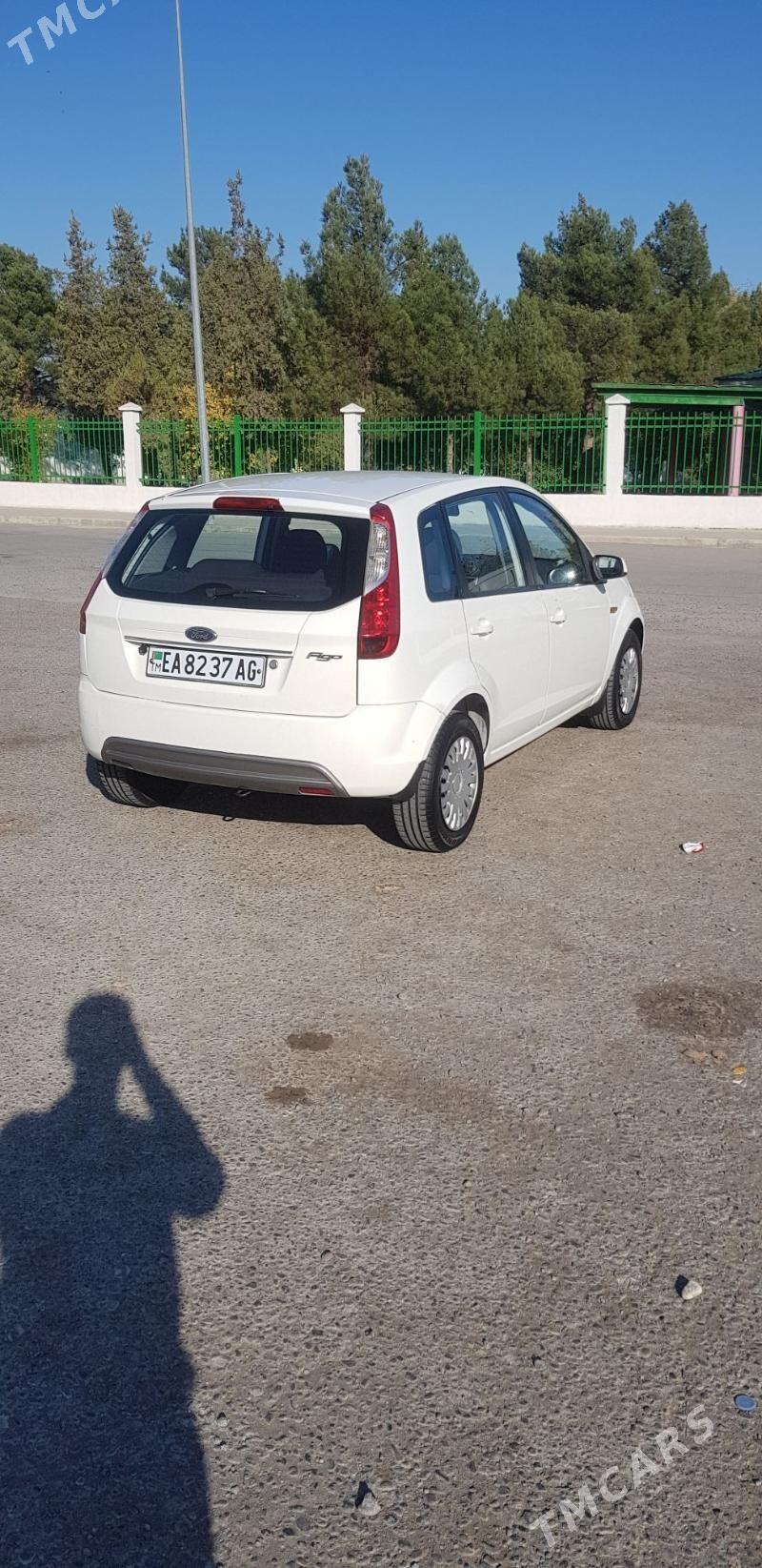 Ford Figo 2011 - 93 000 TMT - Ашхабад - img 3