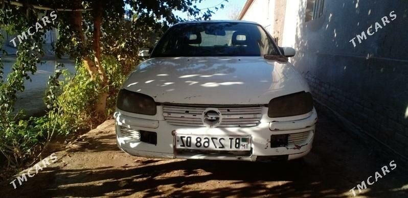 Opel Omega 1998 - 18 000 TMT - Дашогуз - img 2