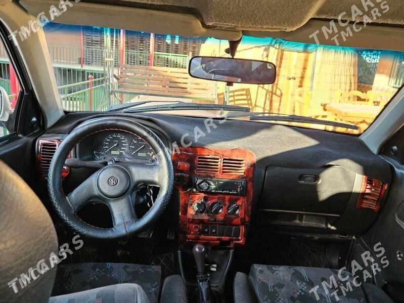 Volkswagen Polo 1999 - 50 000 TMT - Гурбансолтан Едже - img 5
