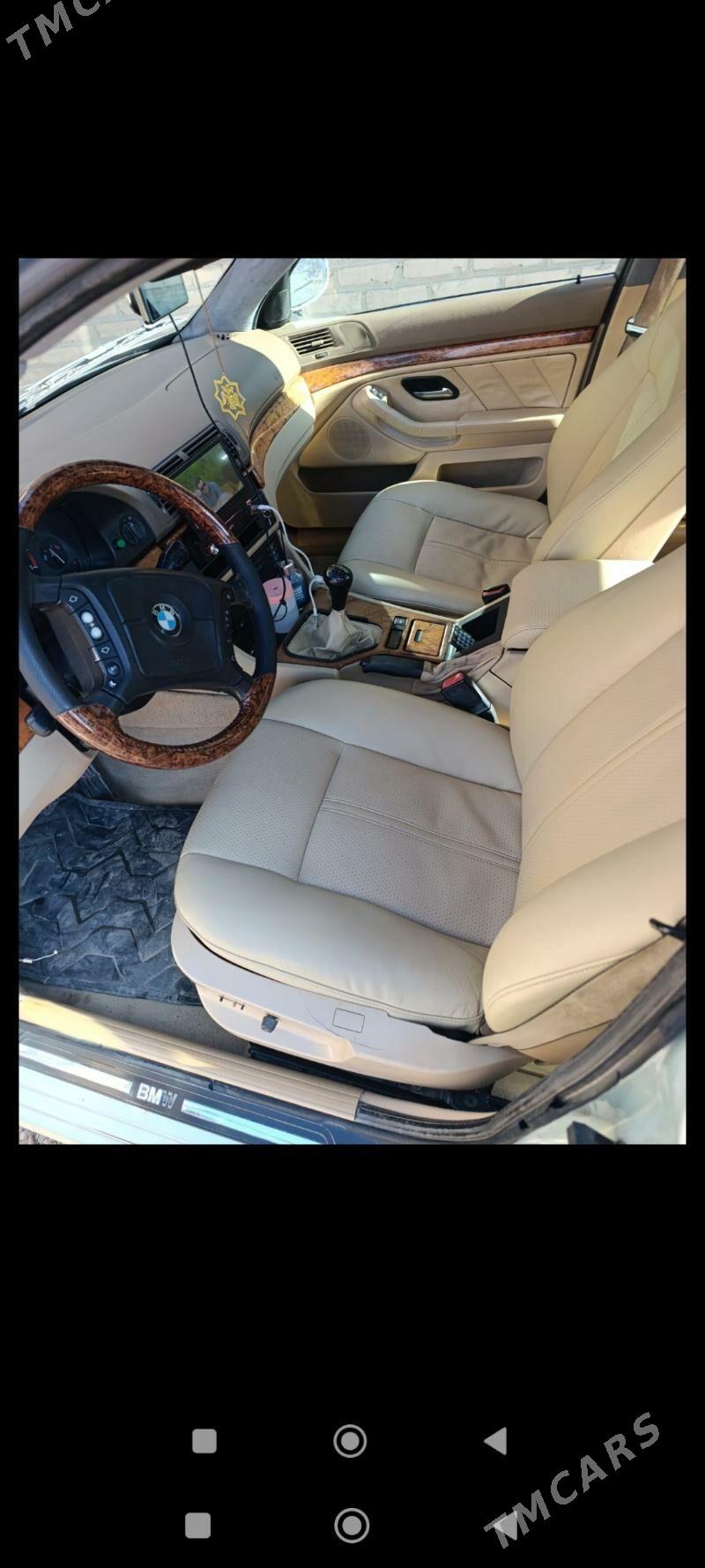 BMW 528 1999 - 120 000 TMT - Garabekewül - img 5
