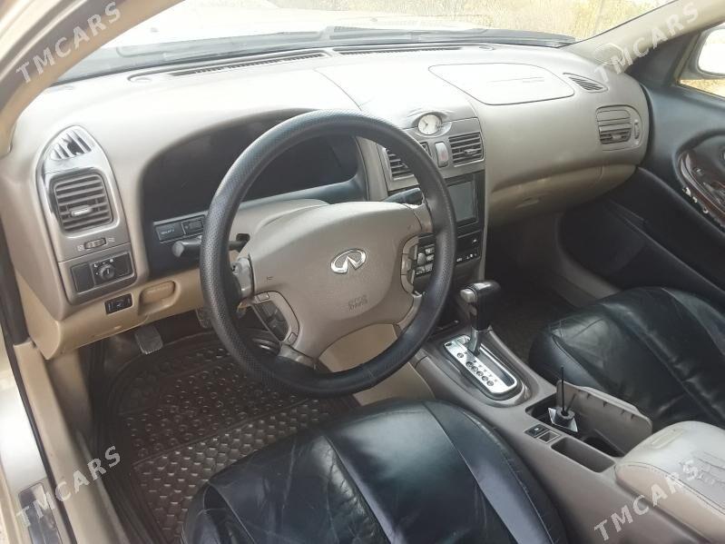 Infiniti I30 2001 - 82 000 TMT - Халач - img 5