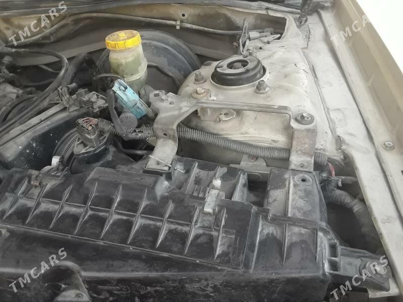 Infiniti I30 2001 - 82 000 TMT - Халач - img 8