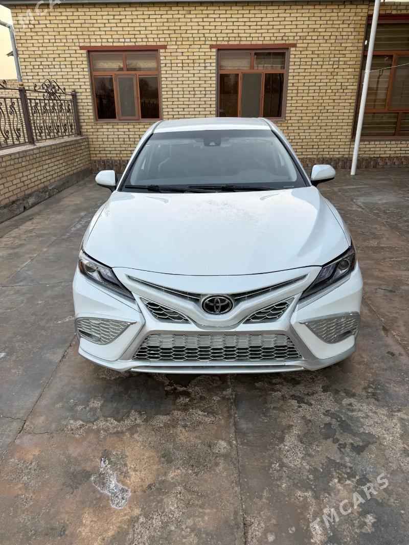 Toyota Camry 2020 - 320 000 TMT - Baýramaly - img 2