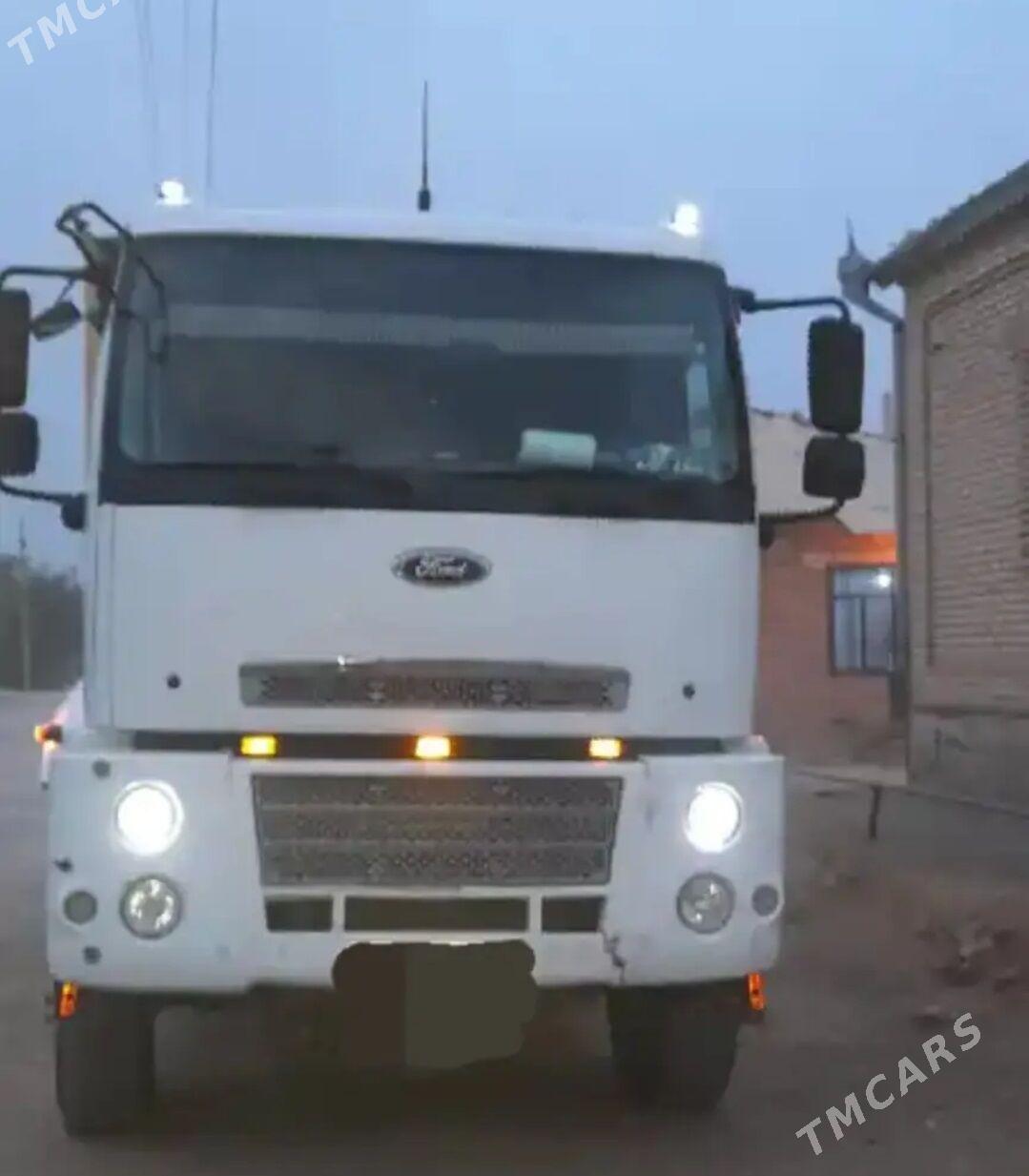 Ford Cargo 3536M 2014 - 700 000 TMT - Ашхабад - img 3